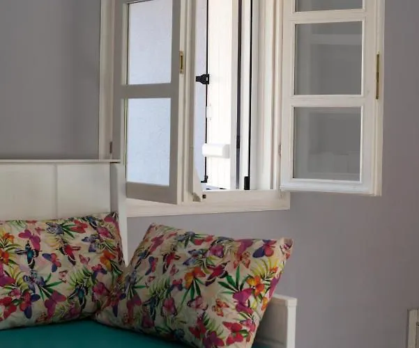 Apartment Bay Pefkari