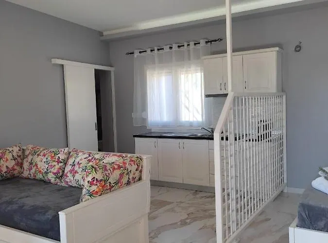 Bay Apartment