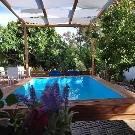 Bay Apartmán Pefkari