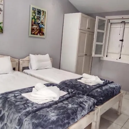 Apartment Bay *