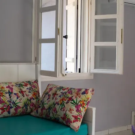 Apartment Bay Pefkari