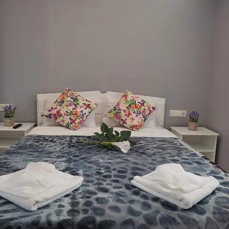 Bay Apartment